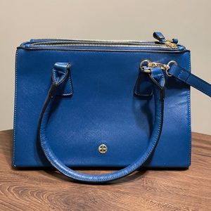 Like new naturalized purse